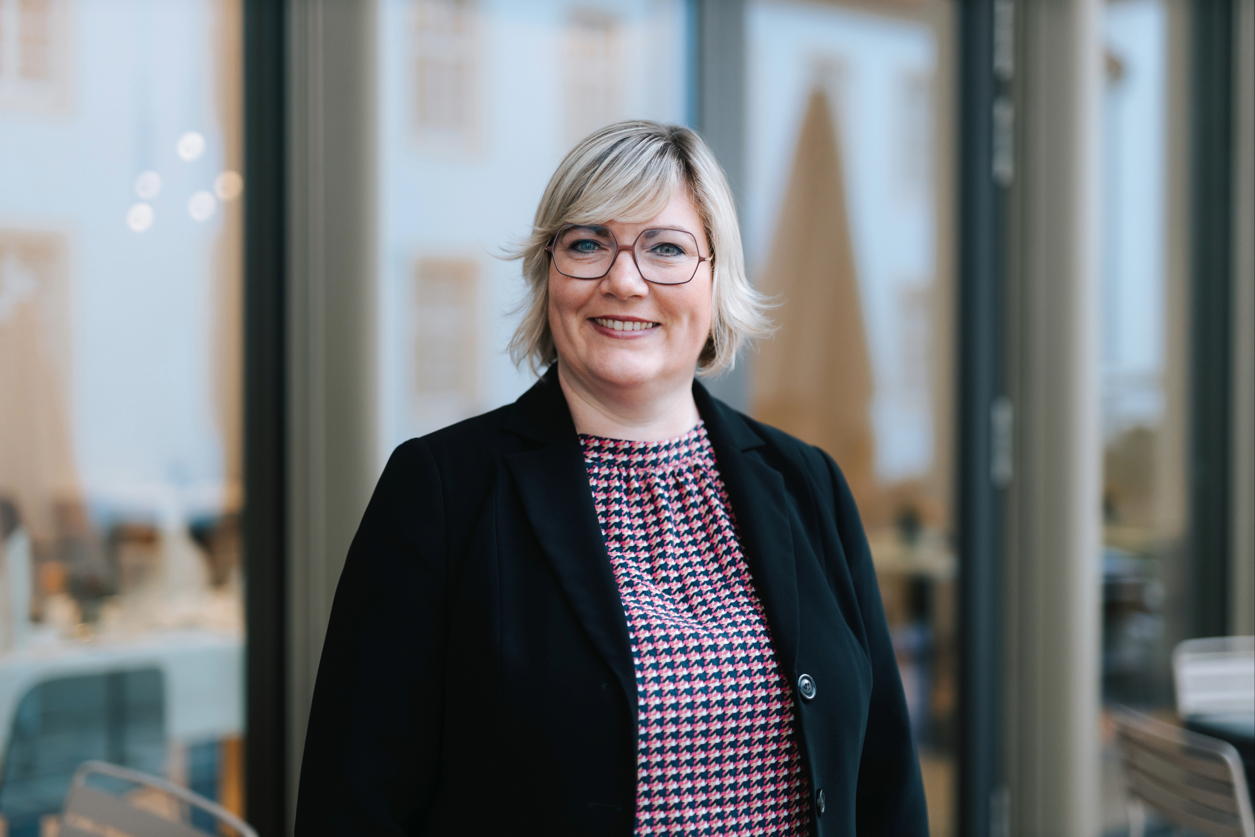 Nadine Röder, Geschäftsführung bilden und tagen